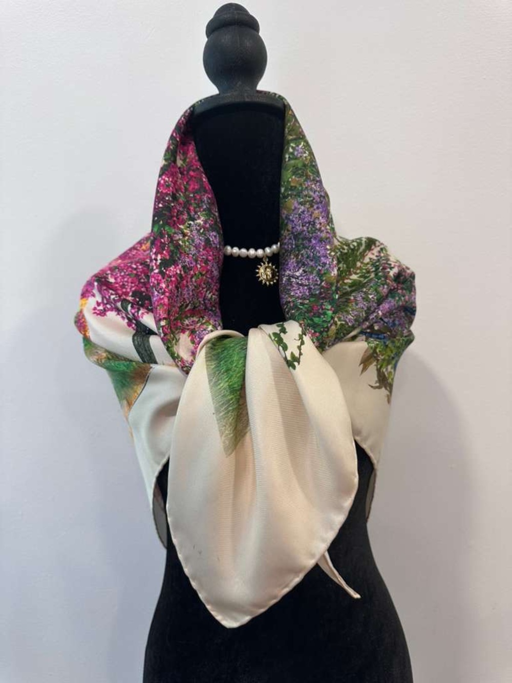 Armine Silk Scarf White Floral Hand Rolled Made in Turkey - Picture 2 of 10